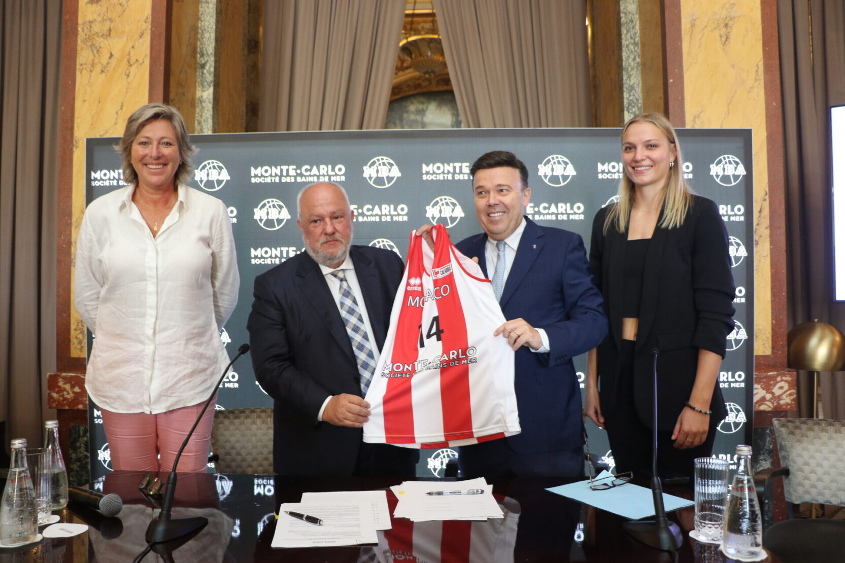 Eric Elena, président du MBA, et Stéphane Valeri, président-délégué de la SBM, unis pour le développement du basket féminin en Principauté.