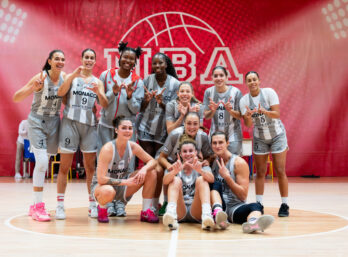 Les joueuses du Monaco Basket Association. (De gauche à droite) Debout : Martina Bestagno, Sara Crudo, Sarah-Yvanna Keboum, Amina Traoré, Philippine Delpech, Anouk Brun, Kimsy Demontoux. Assises : Maud Stervinou, Lysa Millavet, Ilona Hattab, Julie Tétart.