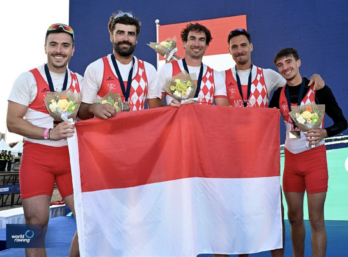 Ludovic Dubuis, Guillaume Blanc, Quentin Antognelli, Paul Mosseur et Thomas Aubel, médaillés d'argent aux Mondiaux de Qingdao pour la Société nautique de Monaco !